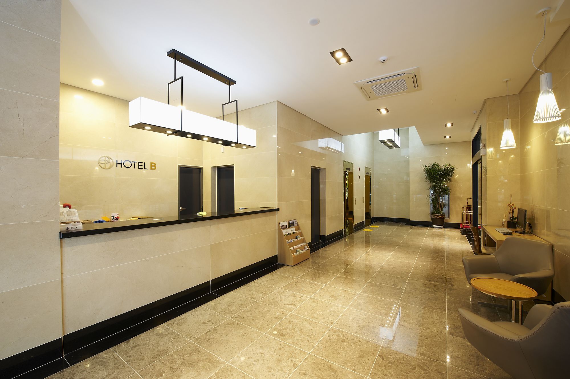 โฮเต็ลบี Hotel Gwangju Metropolitan City ภายนอก รูปภาพ