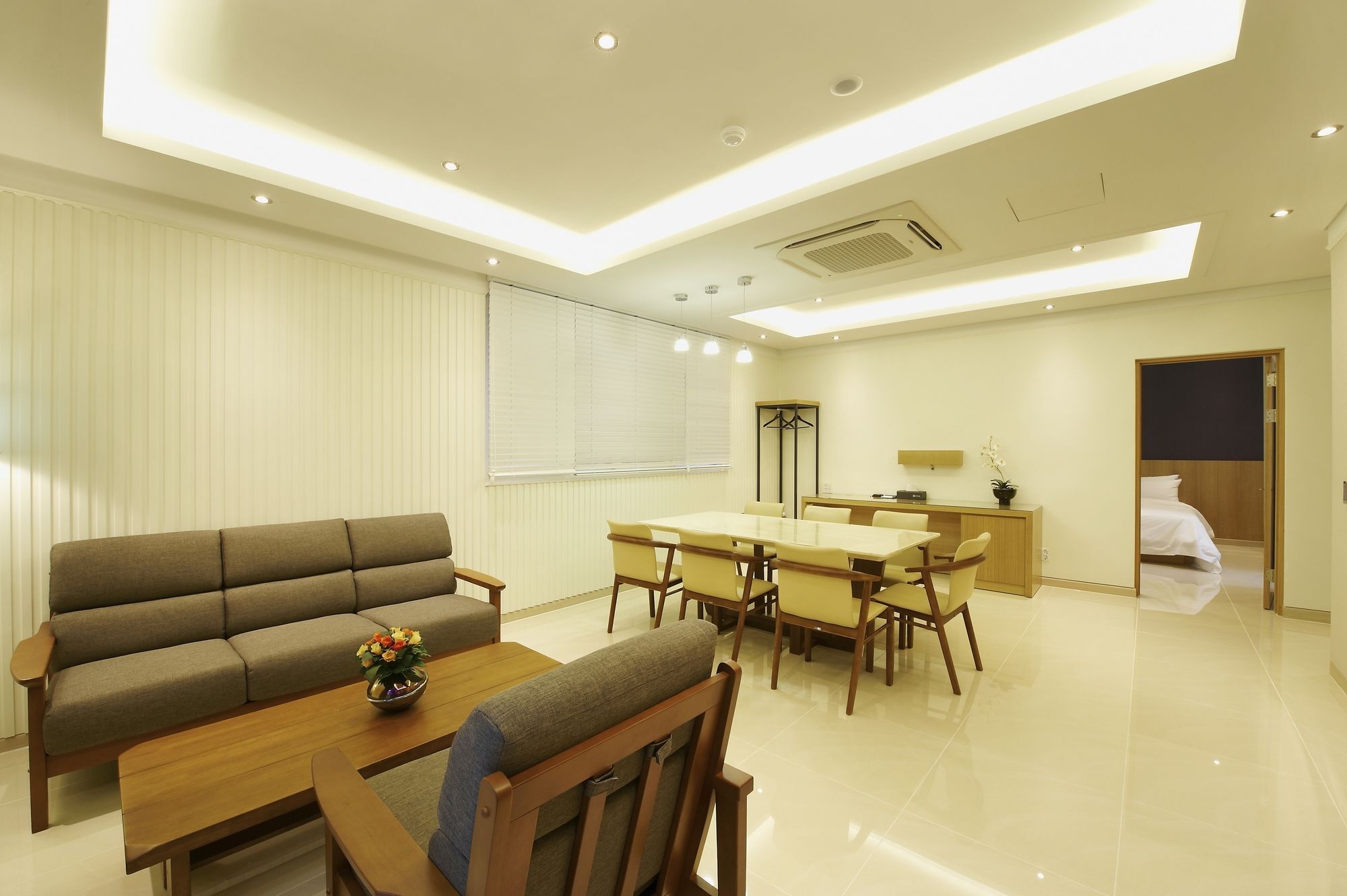 โฮเต็ลบี Hotel Gwangju Metropolitan City ภายนอก รูปภาพ